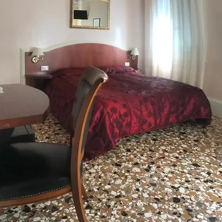 B&B A Le Boteghe-3